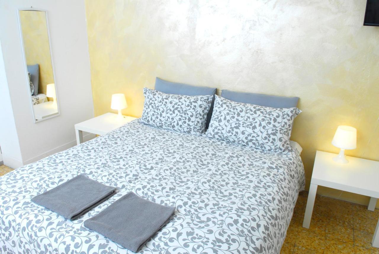 La Pergola Private Parking Hotel Vezzano Ligure Exterior photo