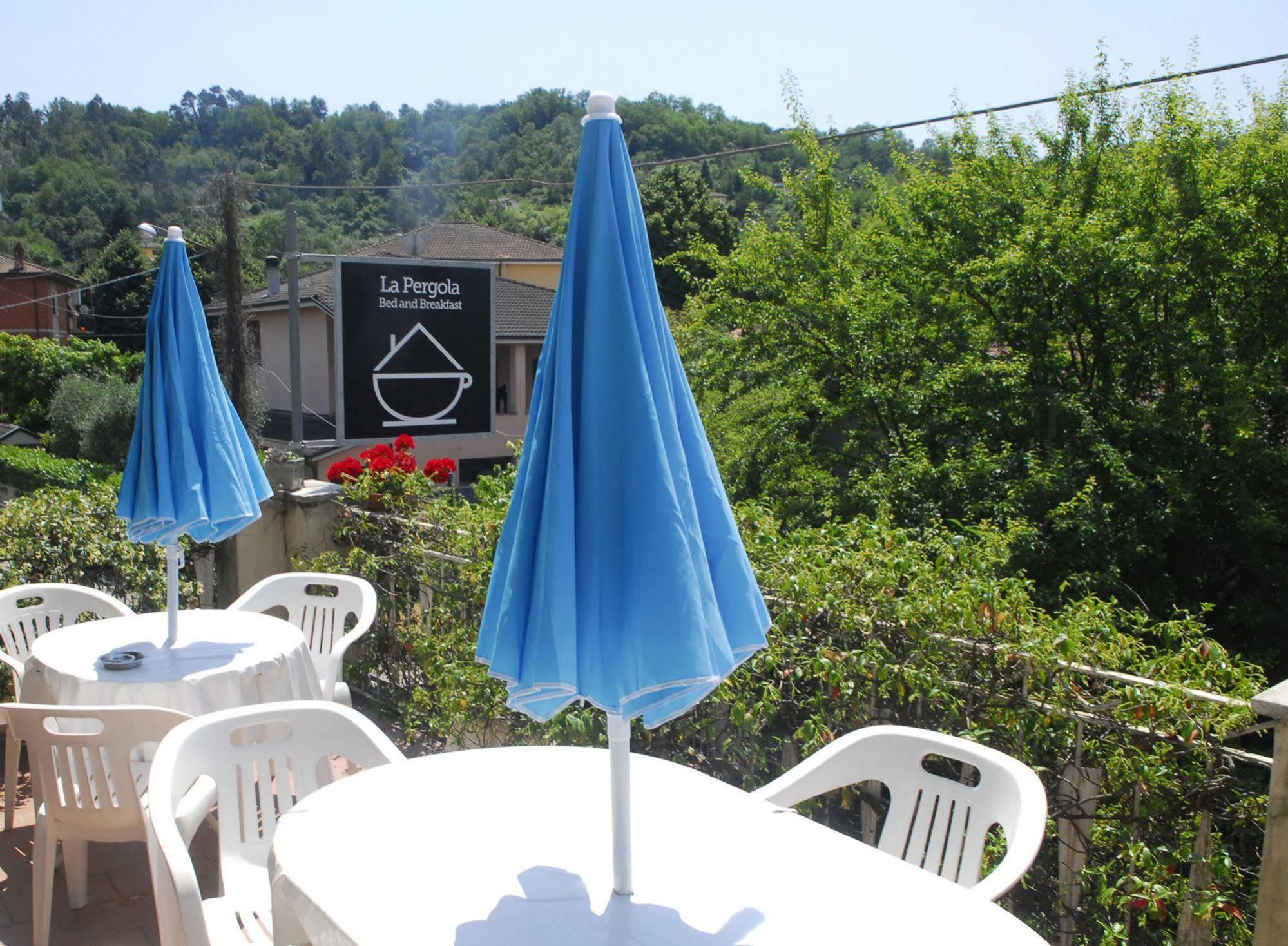 La Pergola Private Parking Hotel Vezzano Ligure Exterior photo
